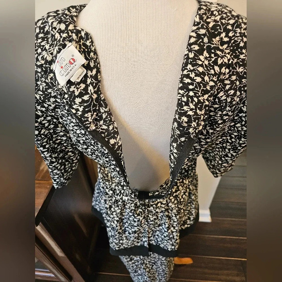 Vintage 80's In Cinq Women's Dress •Size 12• Made In USA Black Floral Ruffle - Picture 10 of 12